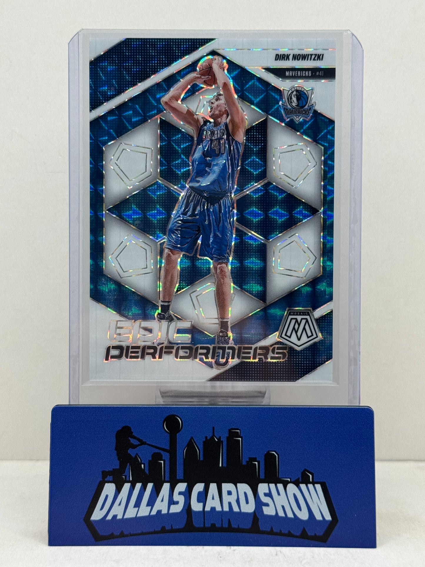 2024-25 Panini Mosaic #18 Dirk Nowitzki White Epic Performers /30