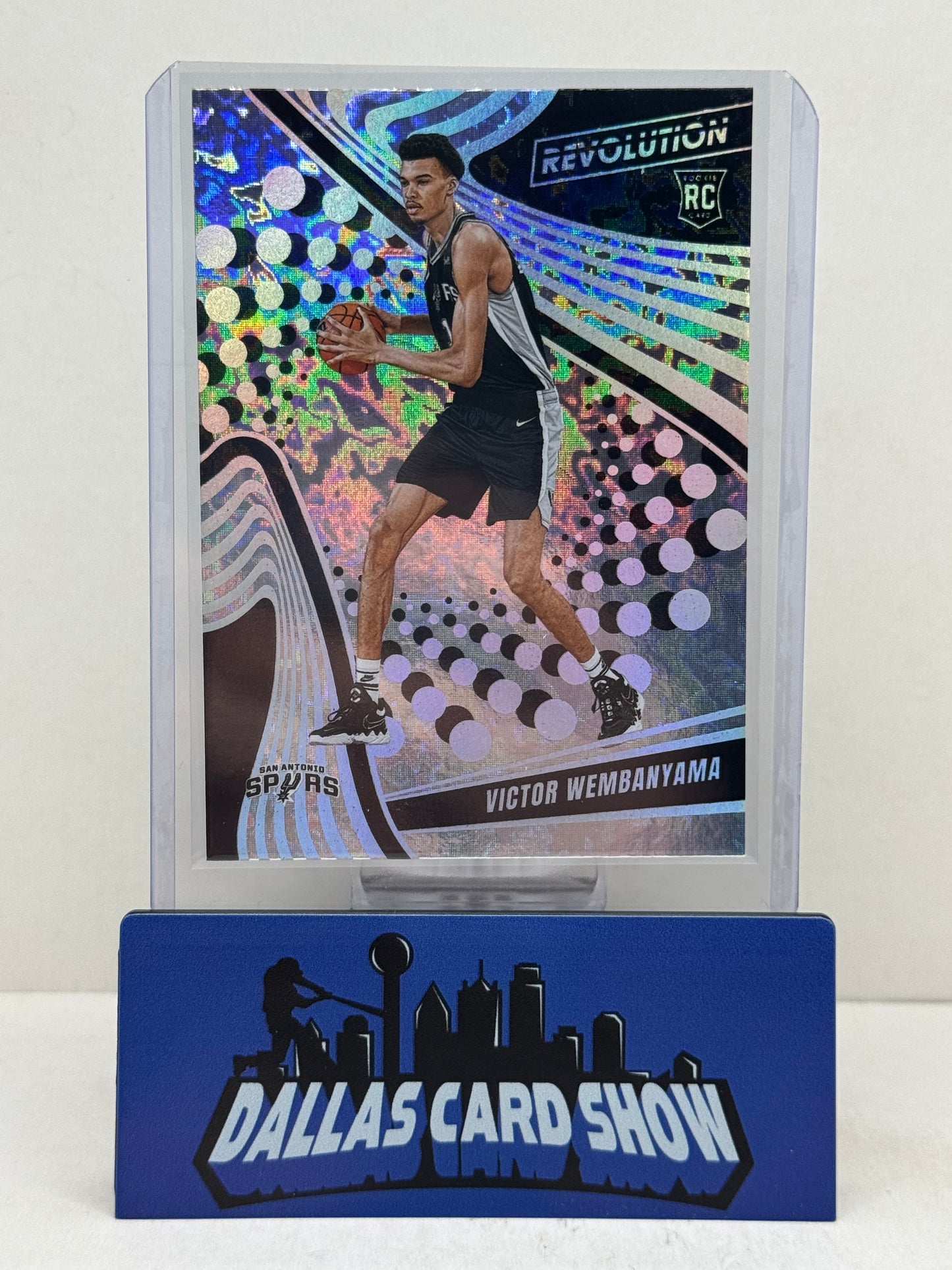 2023-24 Panini Revolution Victor Wembanyama RC Avalanche Rookie #104 Spurs