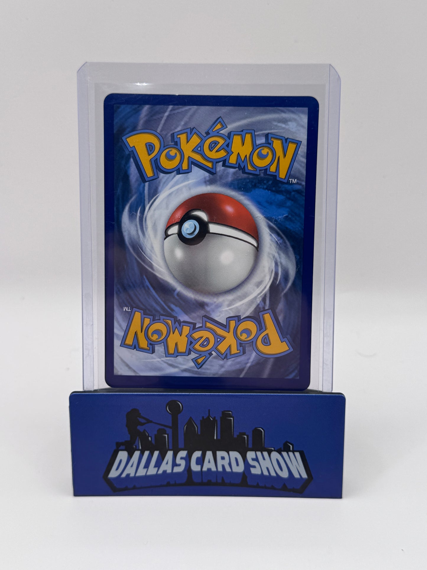2020 Pokemon - Pikachu V (Full Art) - 170/185 Vivid Voltage NM