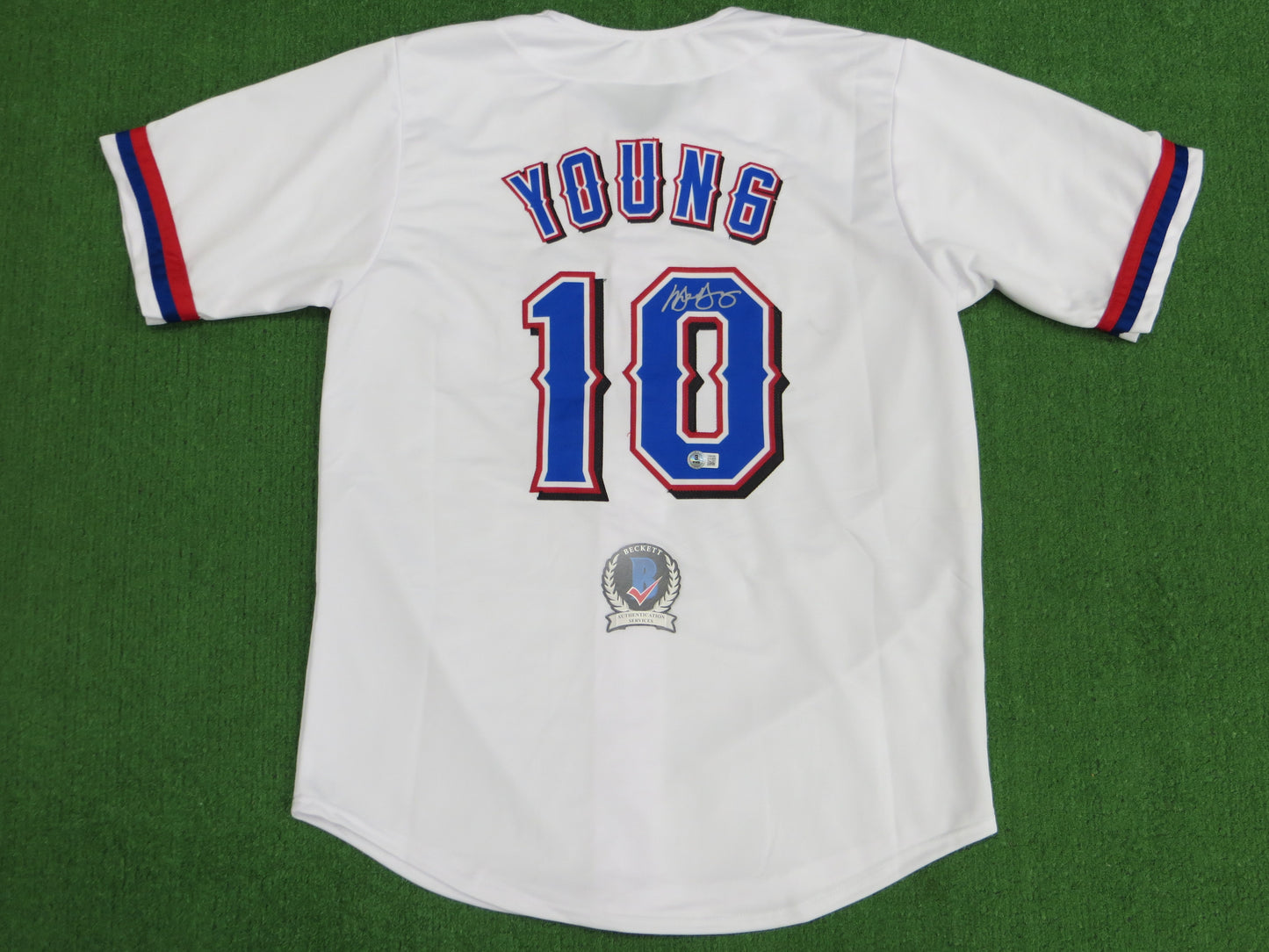 MICHAEL YOUNG TEXAS RANGERS SIGNED WHITE JERSEY size L BAS COA