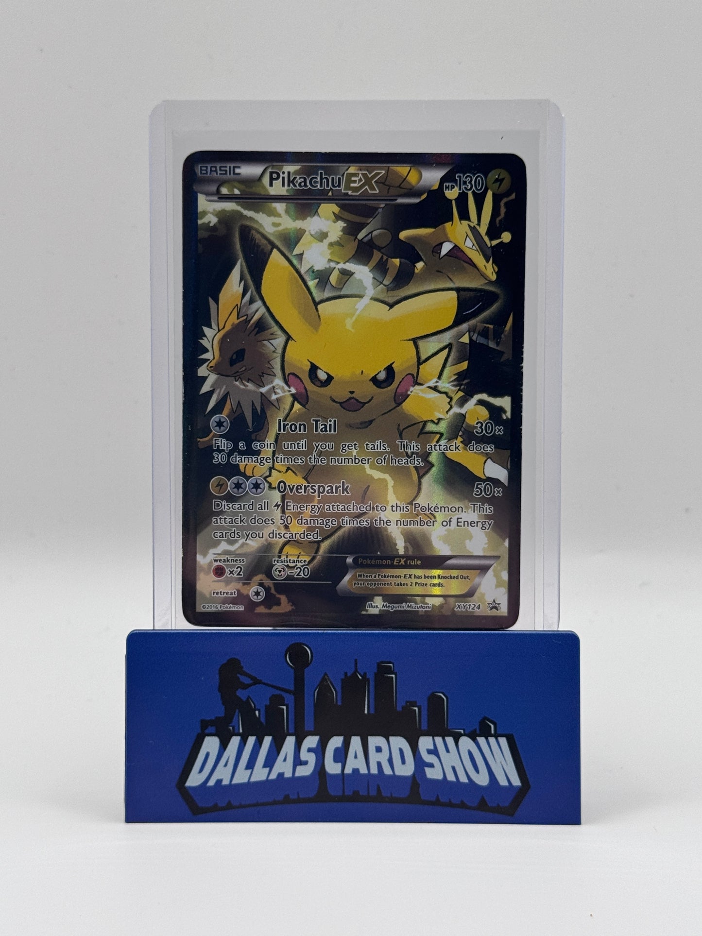 2016 Pokemon - Pikachu EX - XY124 Black Star Promo DMG'd