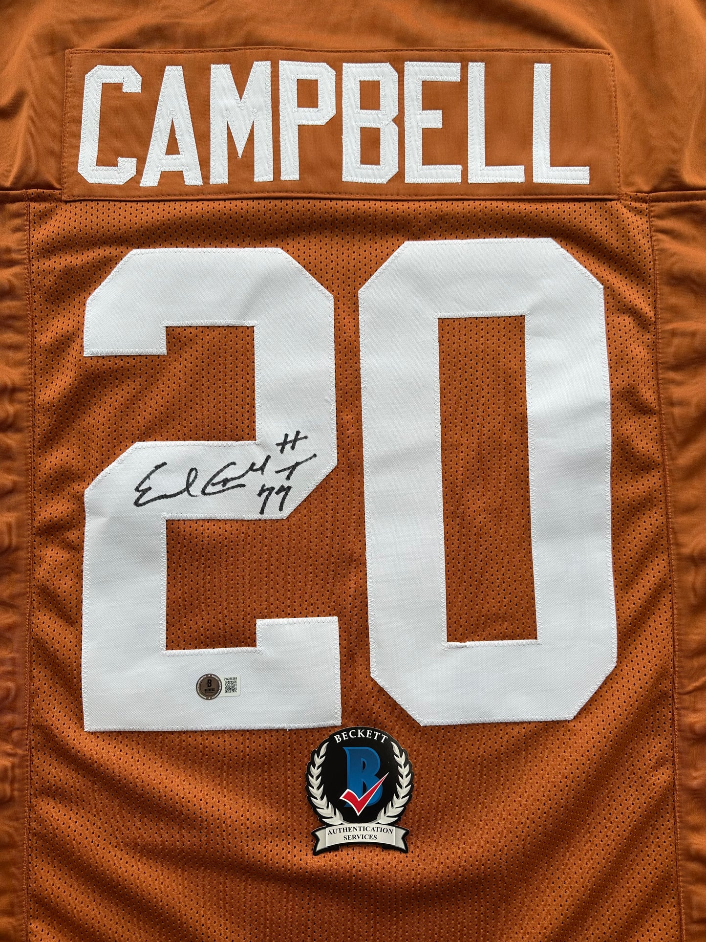 EARL CAMPBELL SIGNED ORANGE FOOTBALL JERSEY Texas Longhorns Medium BAS COA