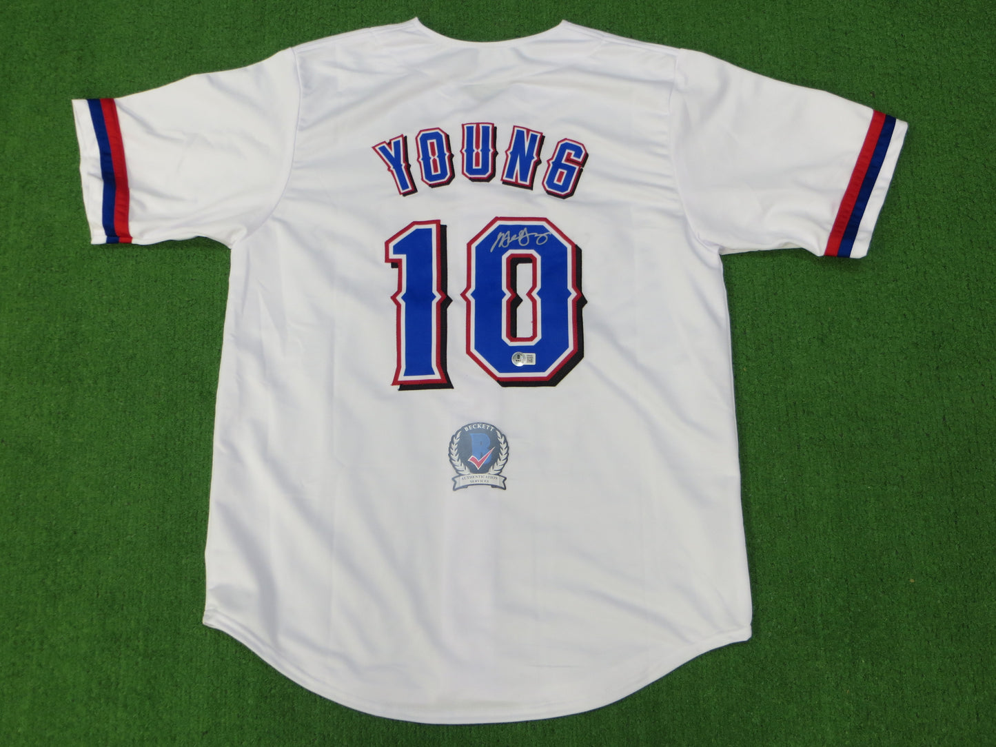 MICHAEL YOUNG TEXAS RANGERS SIGNED WHITE JERSEY size L BAS COA