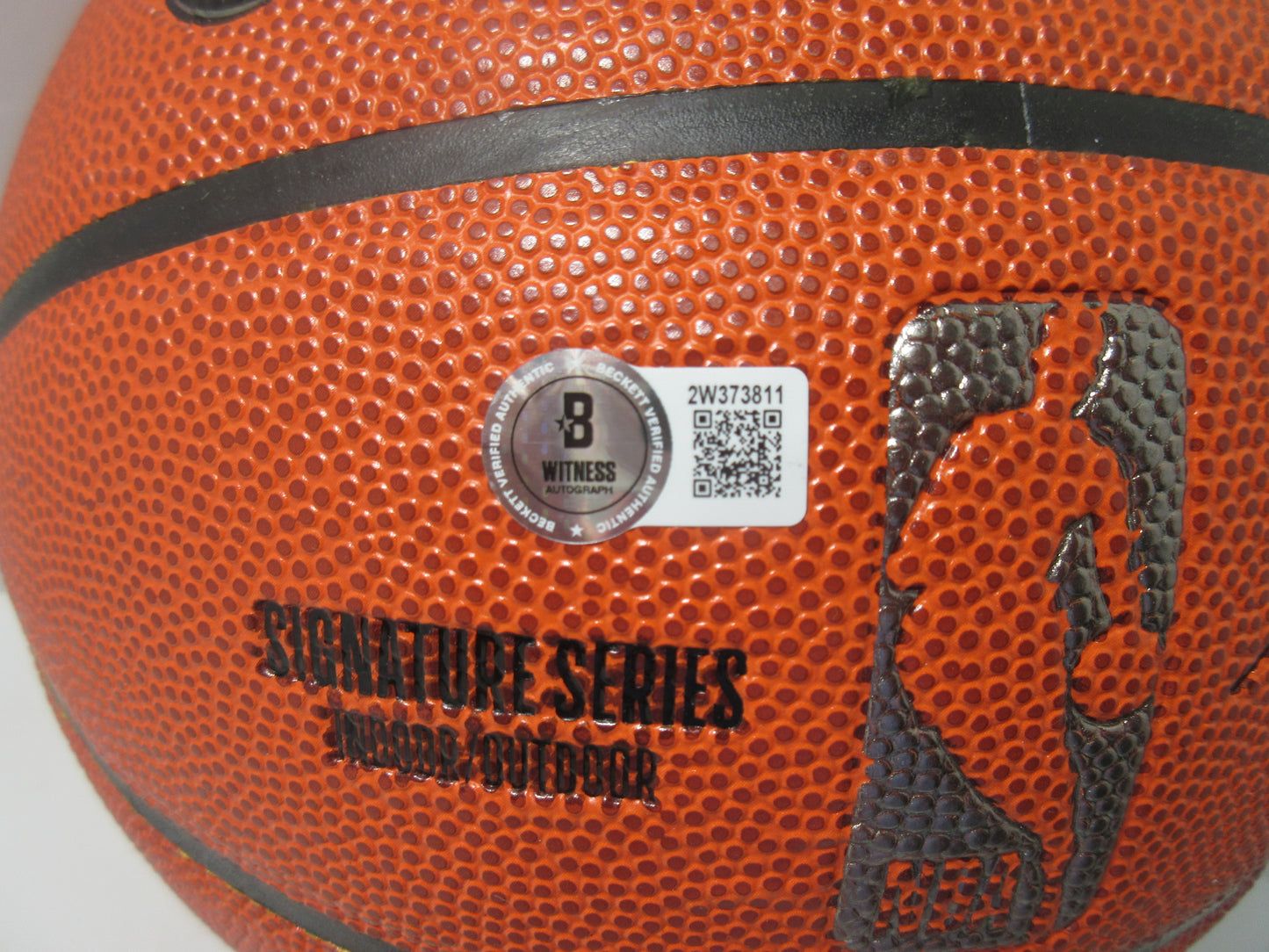 DENNIS RODMAN CHICAGO BULLS SIGNED WILSON BASKETBALL BAS COA