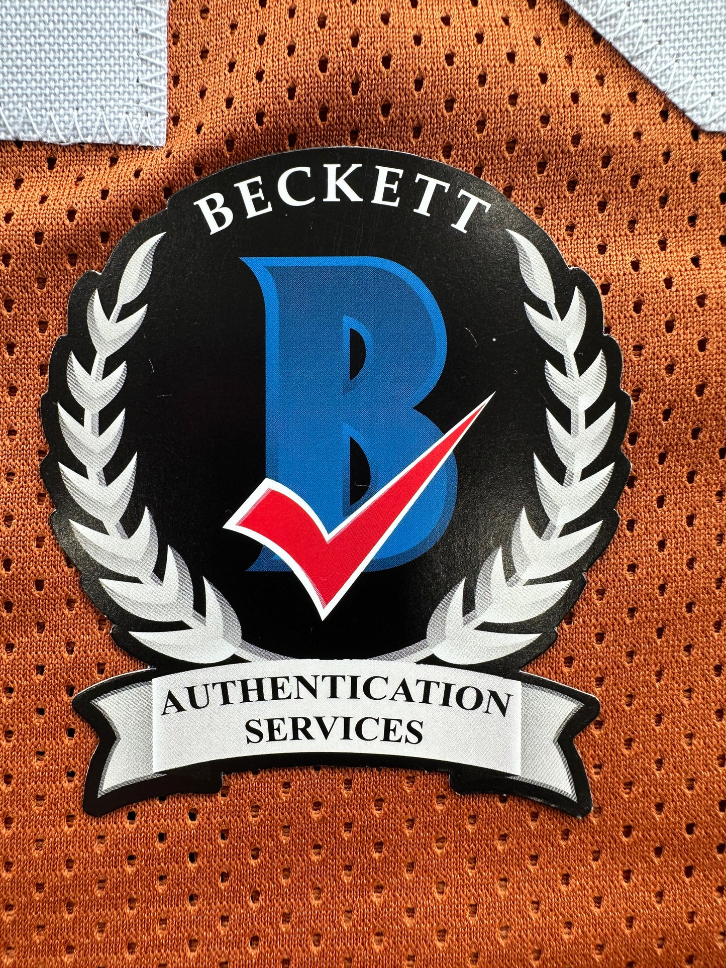 EARL CAMPBELL SIGNED ORANGE FOOTBALL JERSEY Texas Longhorns XL BAS COA