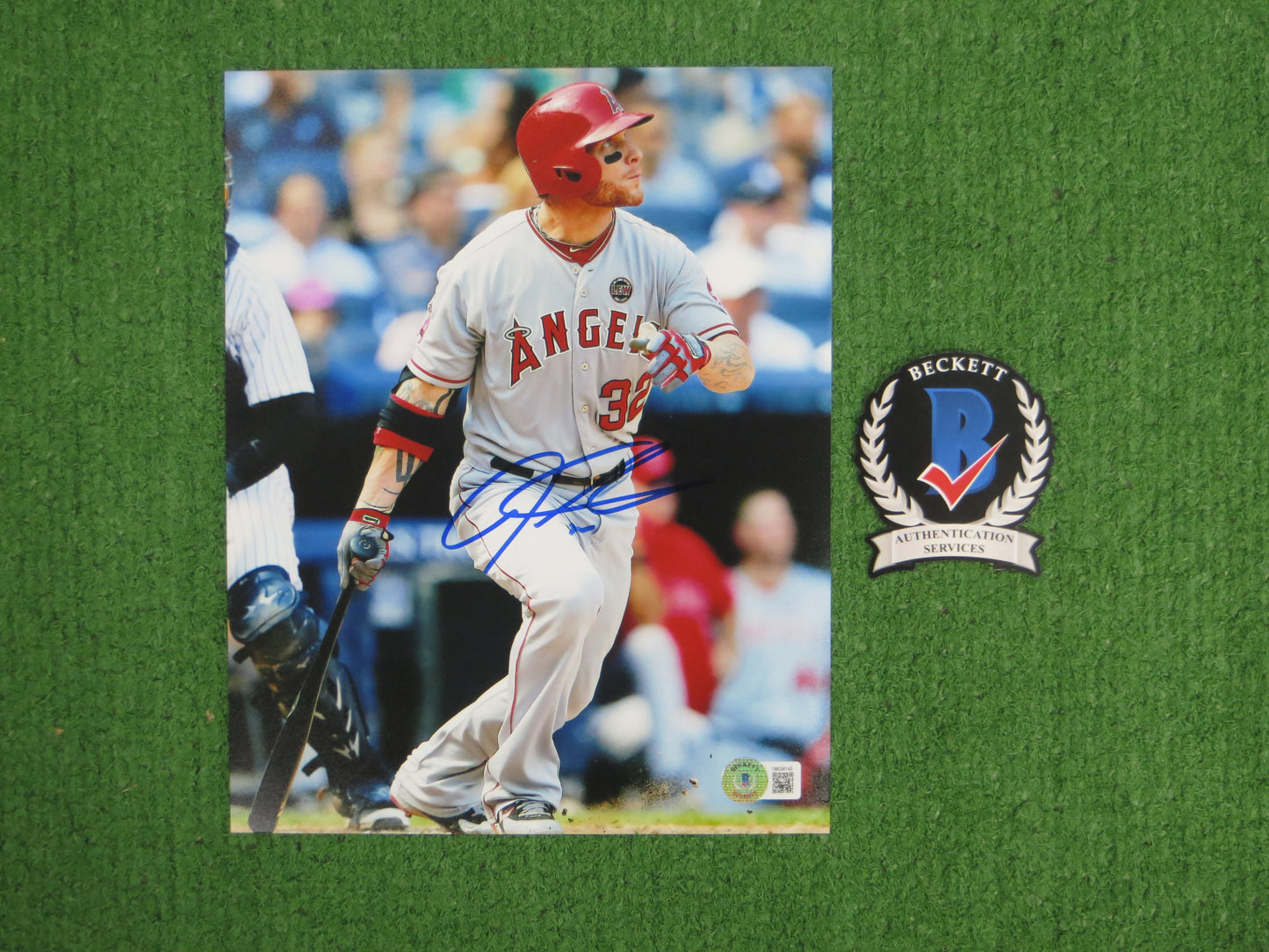 JOSH HAMILTON SIGNED ANGELS 8x10 PHOTO BAS COA