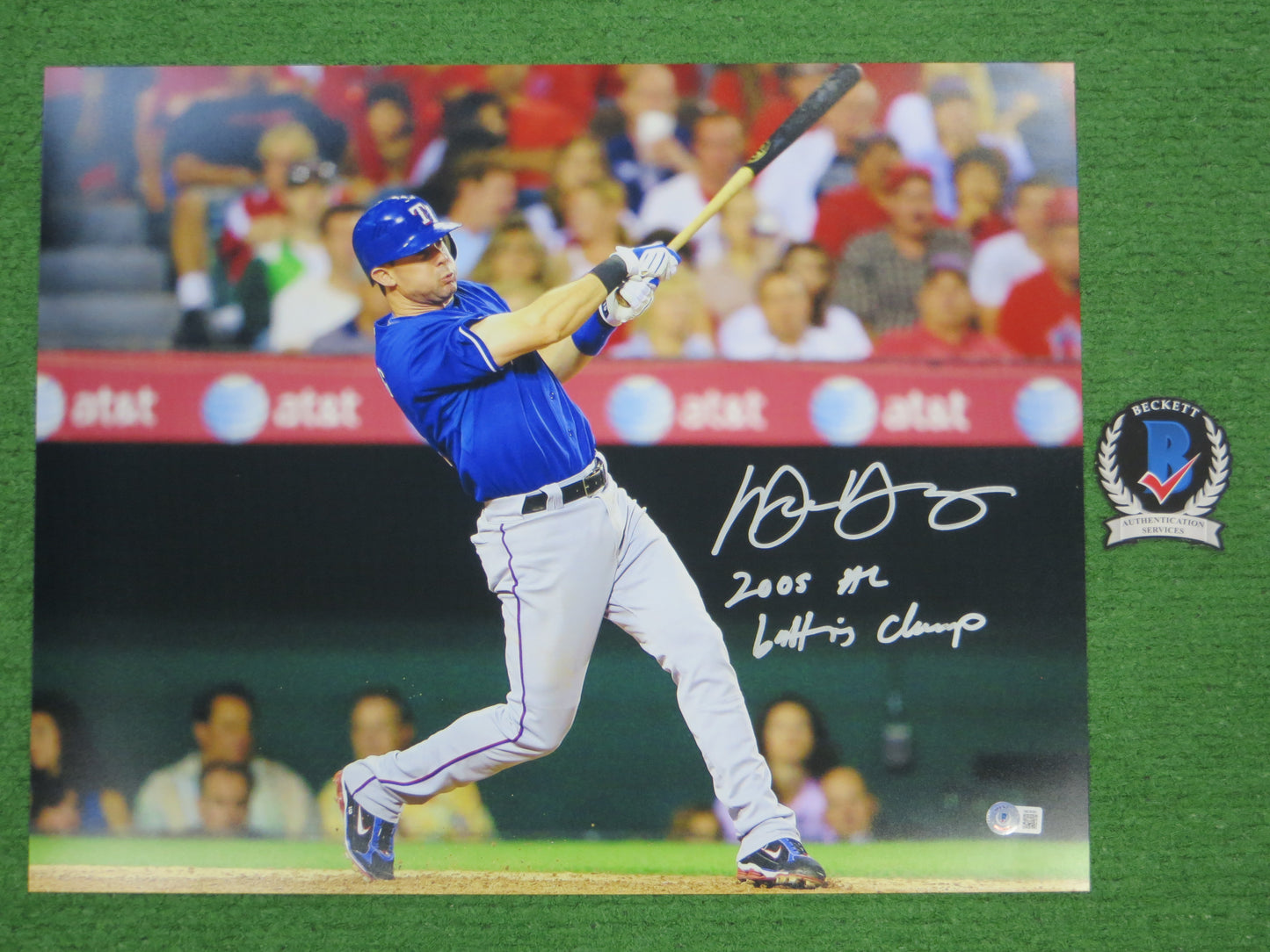 MICHAEL YOUNG TEXAS RANGERS SIGNED 16x20 w/INSC BAS COA