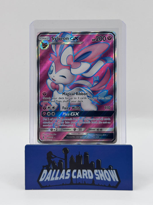 2017 Pokemon - Sylveon GX (Full Art) - 140/145 Guardians Rising NM