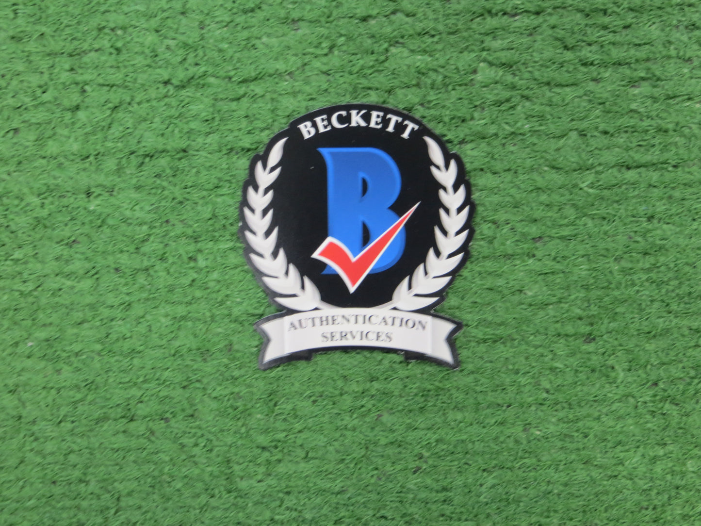 MICHAEL YOUNG TEXAS RANGERS SIGNED 11x14 PHOTO BAS COA