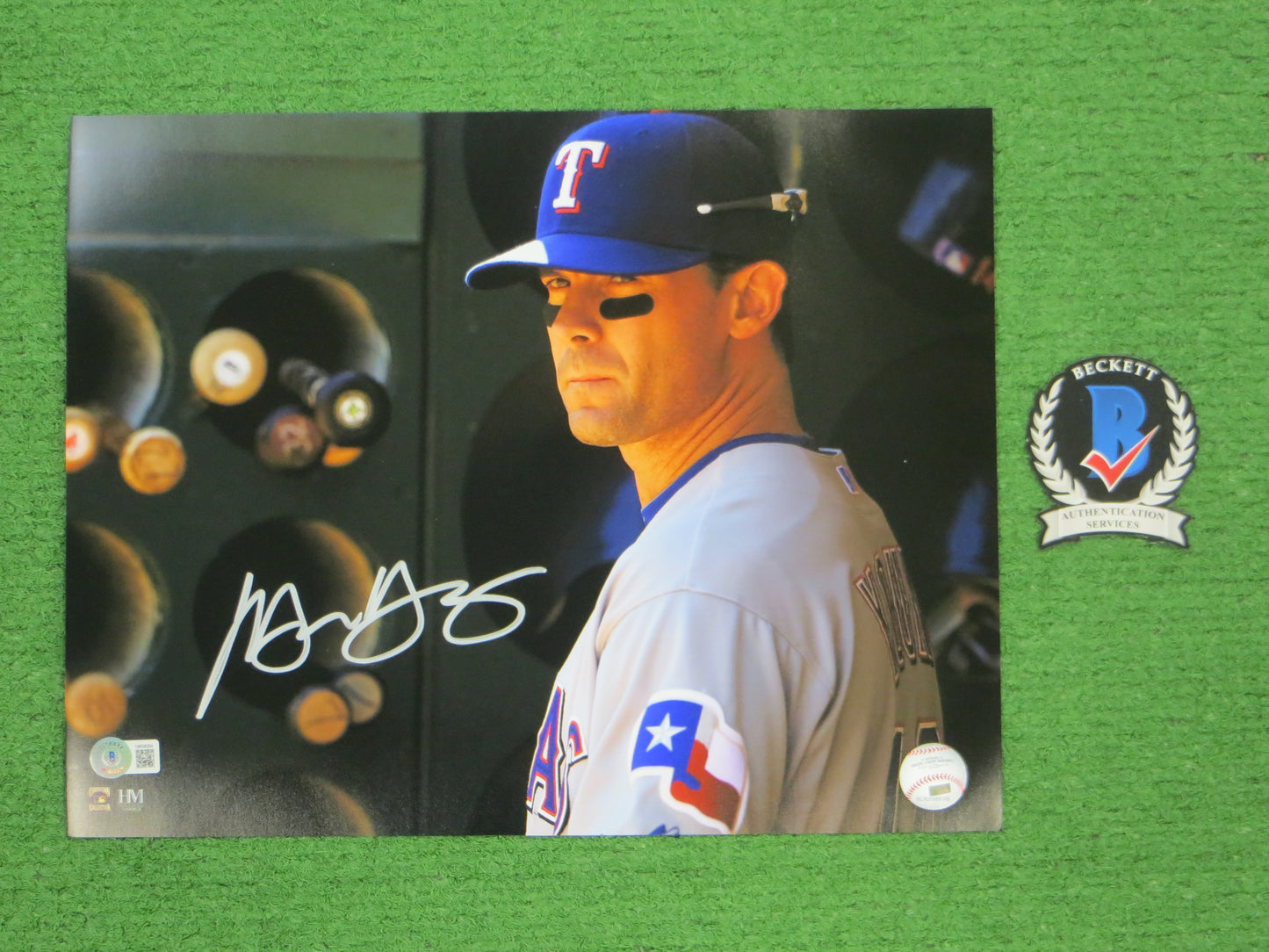 MICHAEL YOUNG TEXAS RANGERS SIGNED 11x14 PHOTO BAS COA