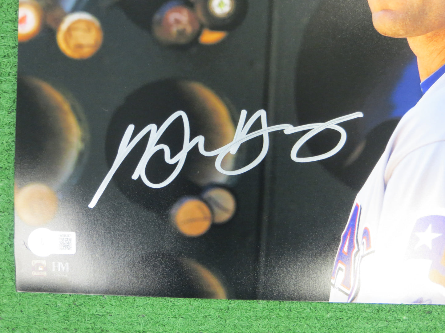 MICHAEL YOUNG TEXAS RANGERS SIGNED 11x14 PHOTO BAS COA