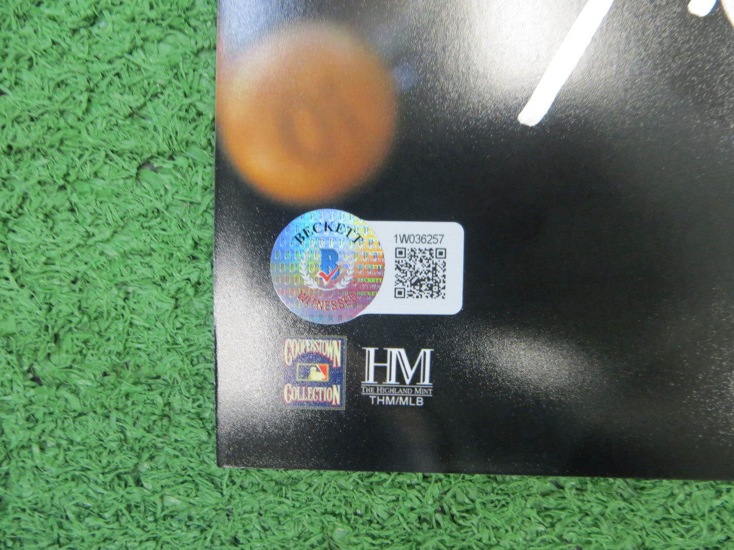 MICHAEL YOUNG TEXAS RANGERS SIGNED 11x14 PHOTO BAS COA