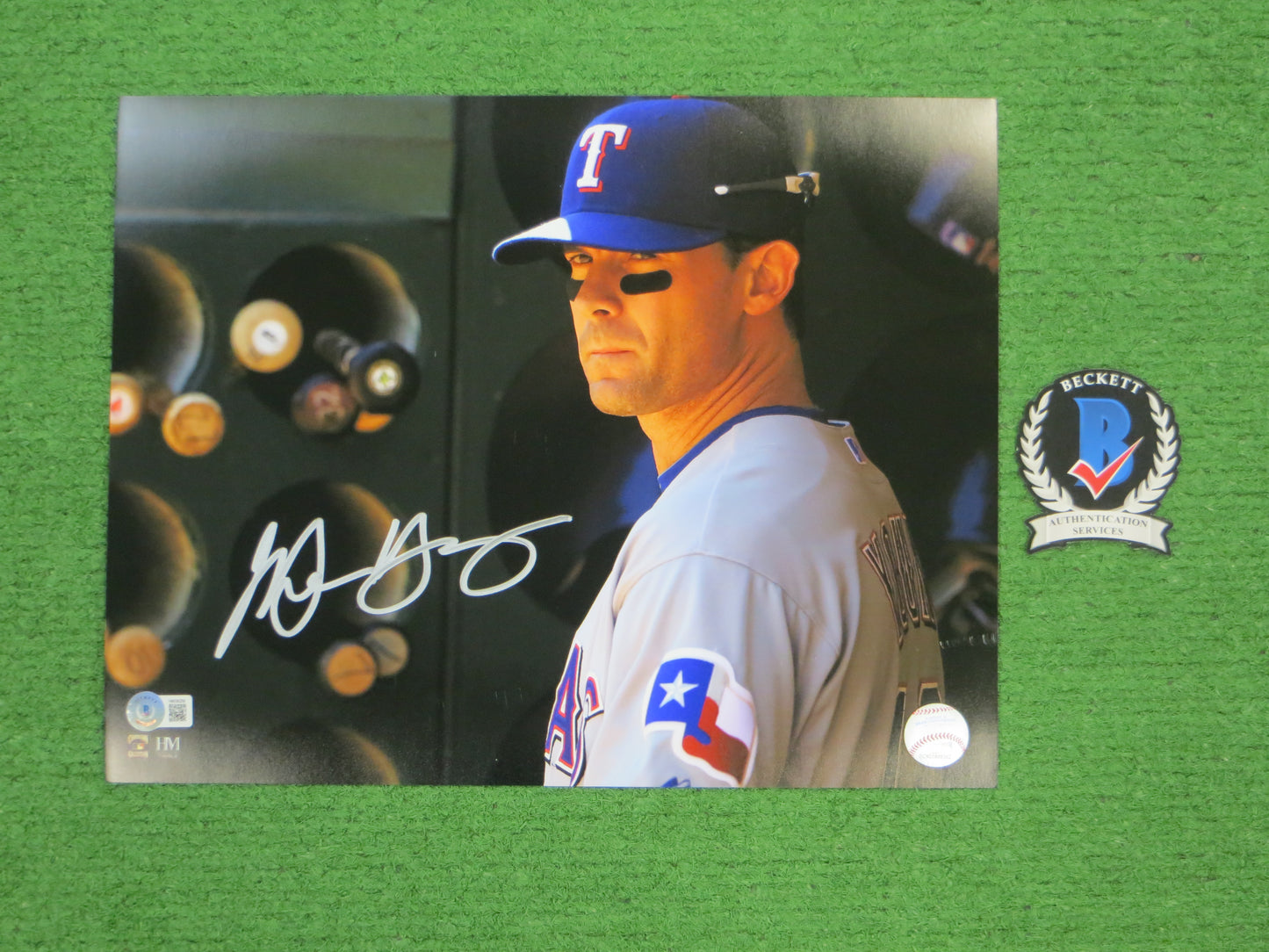 MICHAEL YOUNG TEXAS RANGERS SIGNED 11x14 PHOTO BAS COA
