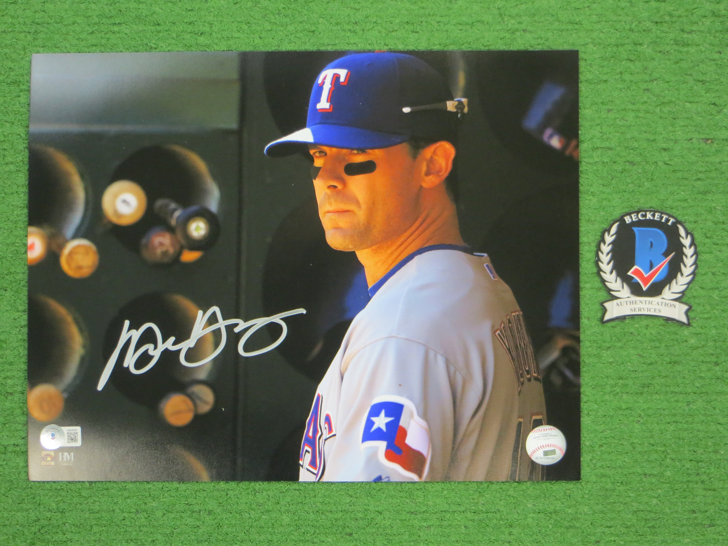 MICHAEL YOUNG TEXAS RANGERS SIGNED 11x14 PHOTO BAS COA