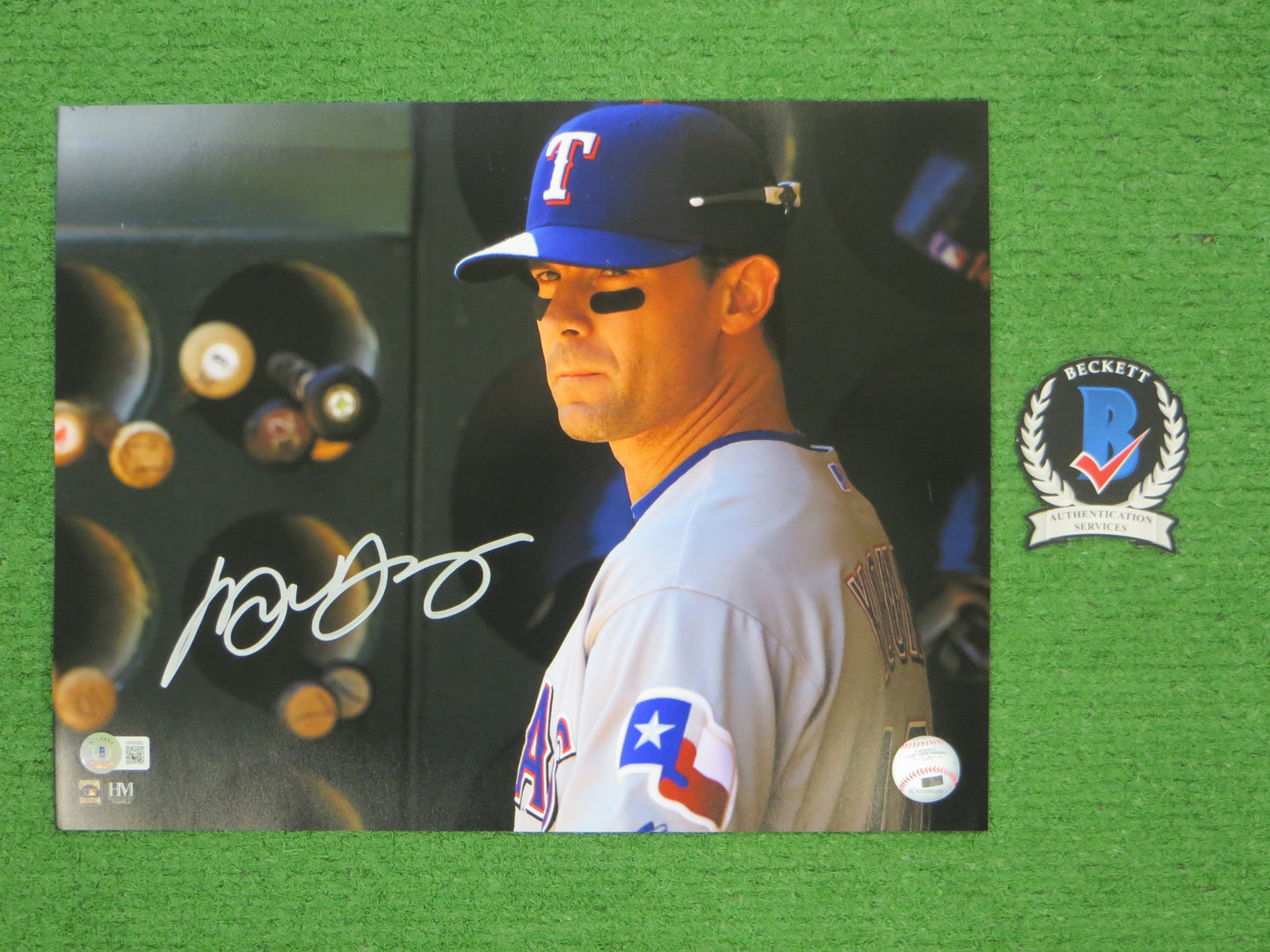MICHAEL YOUNG TEXAS RANGERS SIGNED 11x14 PHOTO BAS COA