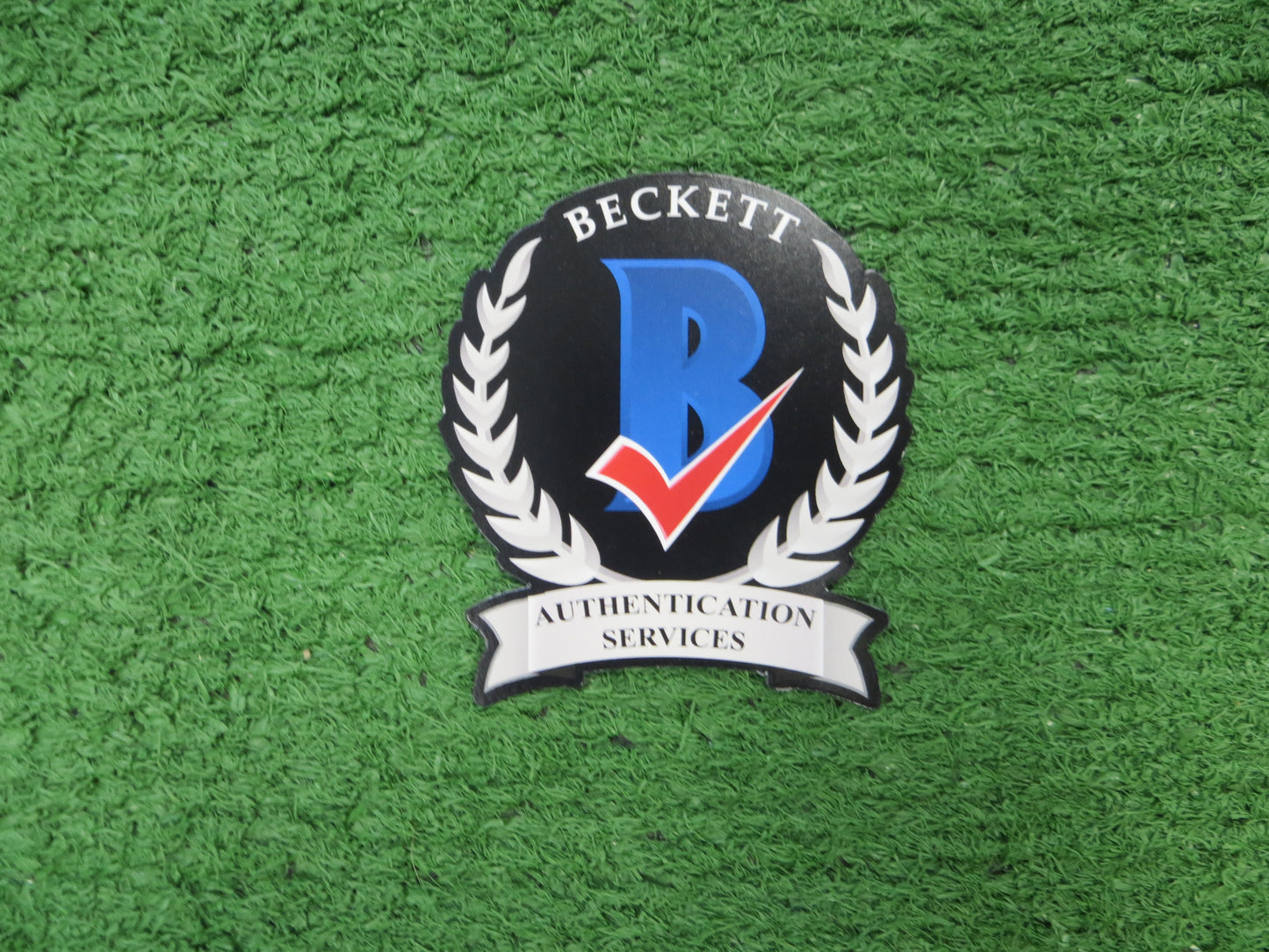 MICHAEL YOUNG TEXAS RANGERS SIGNED 11x14 PHOTO BAS COA