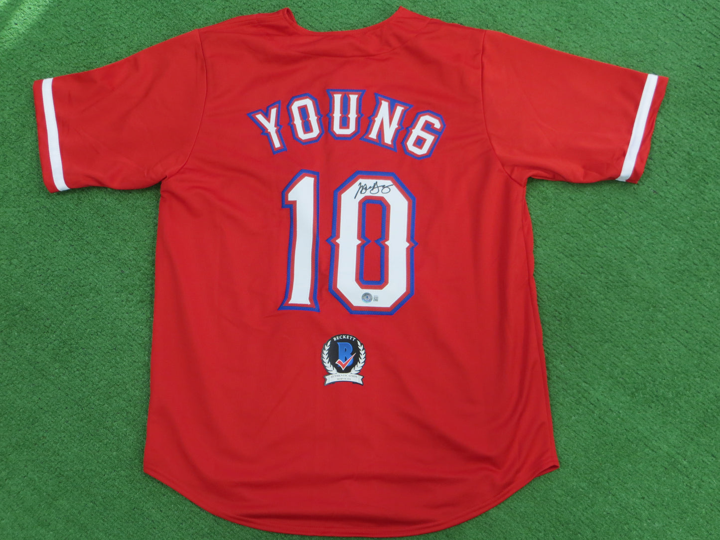 MICHAEL YOUNG TEXAS RANGERS SIGNED RED JERSEY size L BAS COA