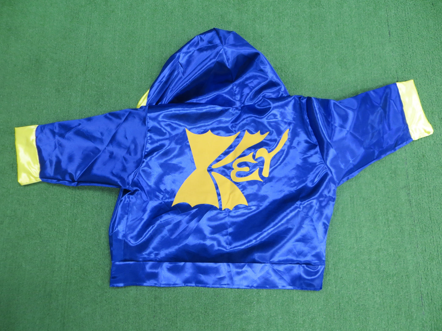 KEVIN VON ERICH SIGNED BLUE RING ROBE w/Iron Claw BAS COA