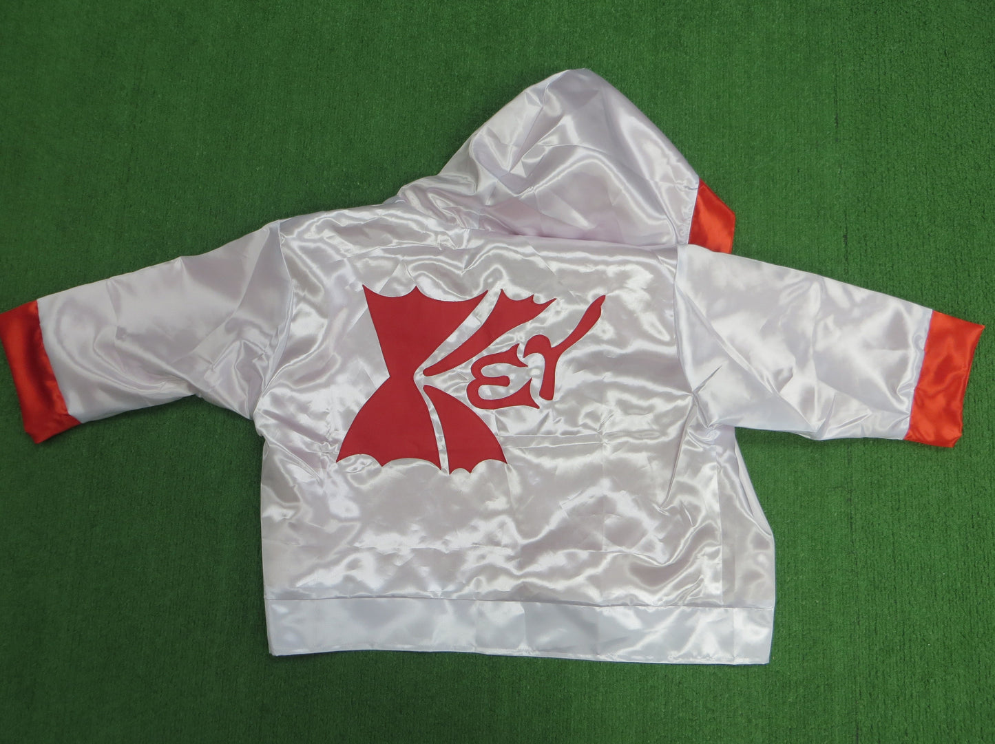 KEVIN VON ERICH SIGNED WHITE RING ROBE BAS COA