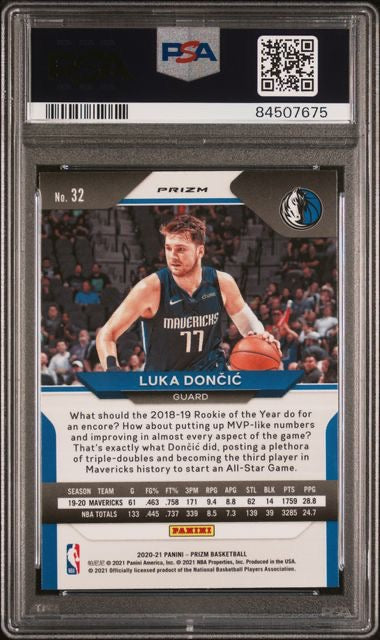 2020 Panini Prizm #32 Luka Doncic Red Cracked Ice PSA 10