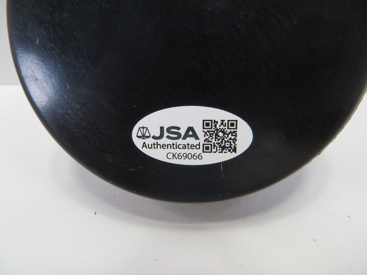 JERE LEHTIHEN SIGNED BLANK PUCK w3 Selkens PUCK JSA