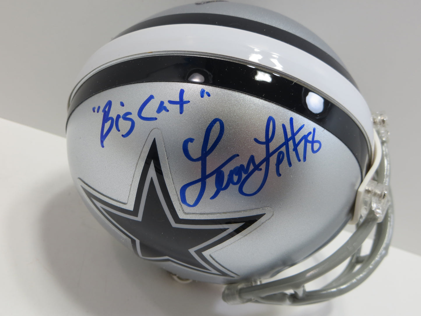 LEON LETT SIGNED DALLAS COWBOYS RIDDELL MINI HELMET w/BIG CAT JSA COA