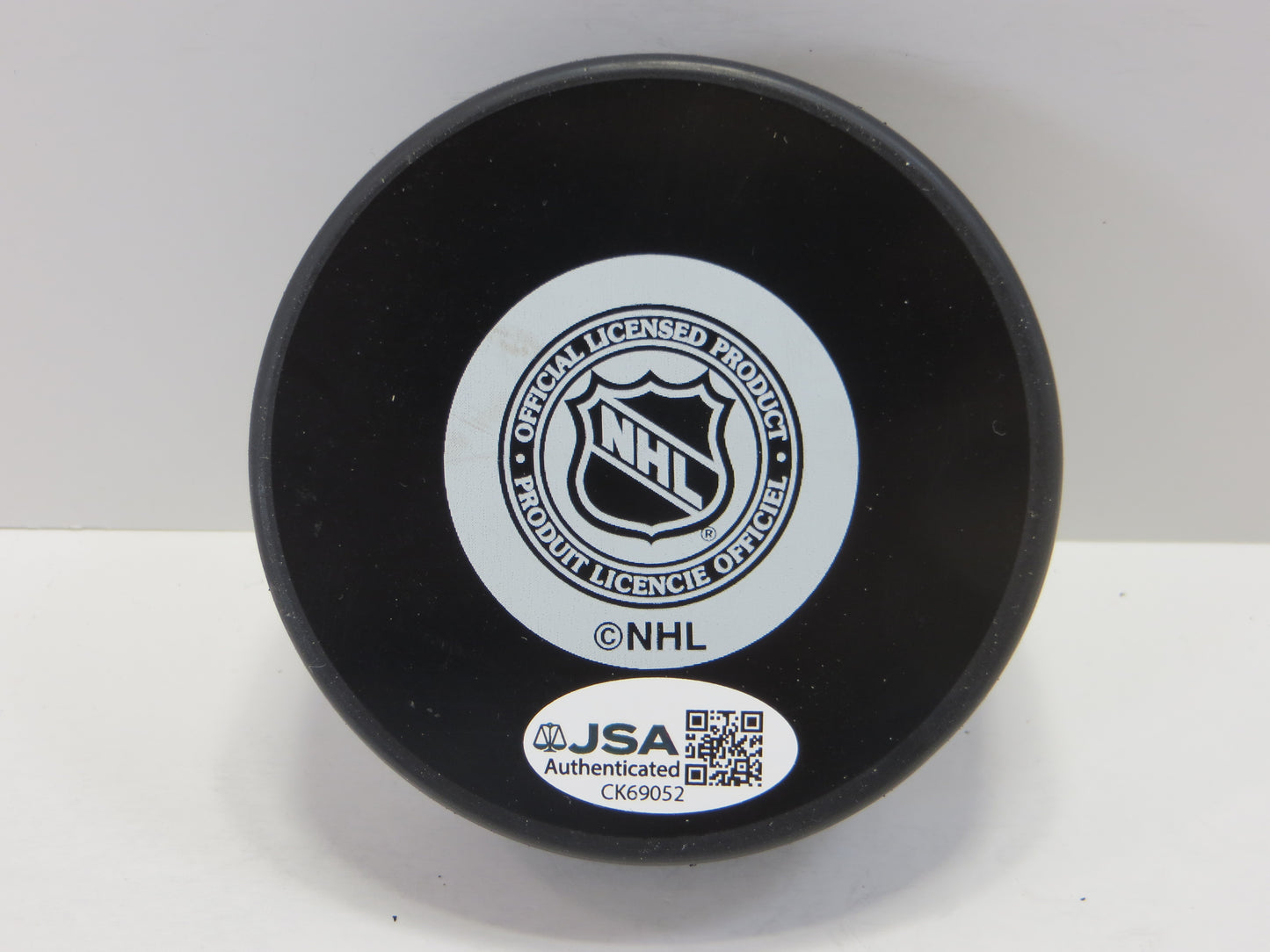 MIKE MODANO SIGNED OLD LOGO PUCK JSA
