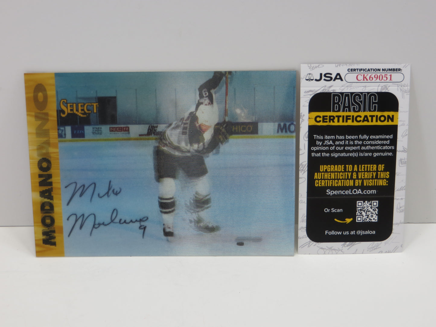 MIKE MODANO SIGNED PINNACLE 3D CARD JSA