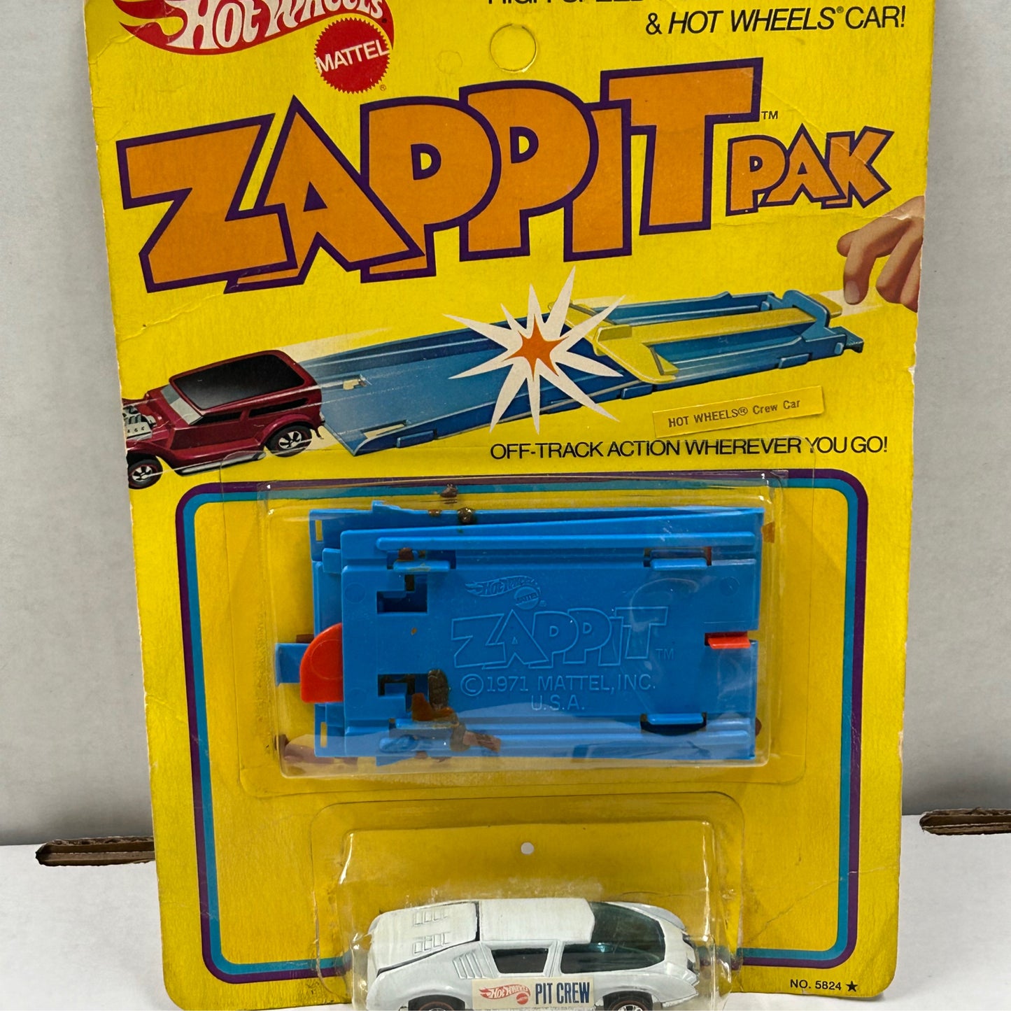 1971 Hot wheels Zappit Pak & Pit Crew Hot Wheels Crew Car