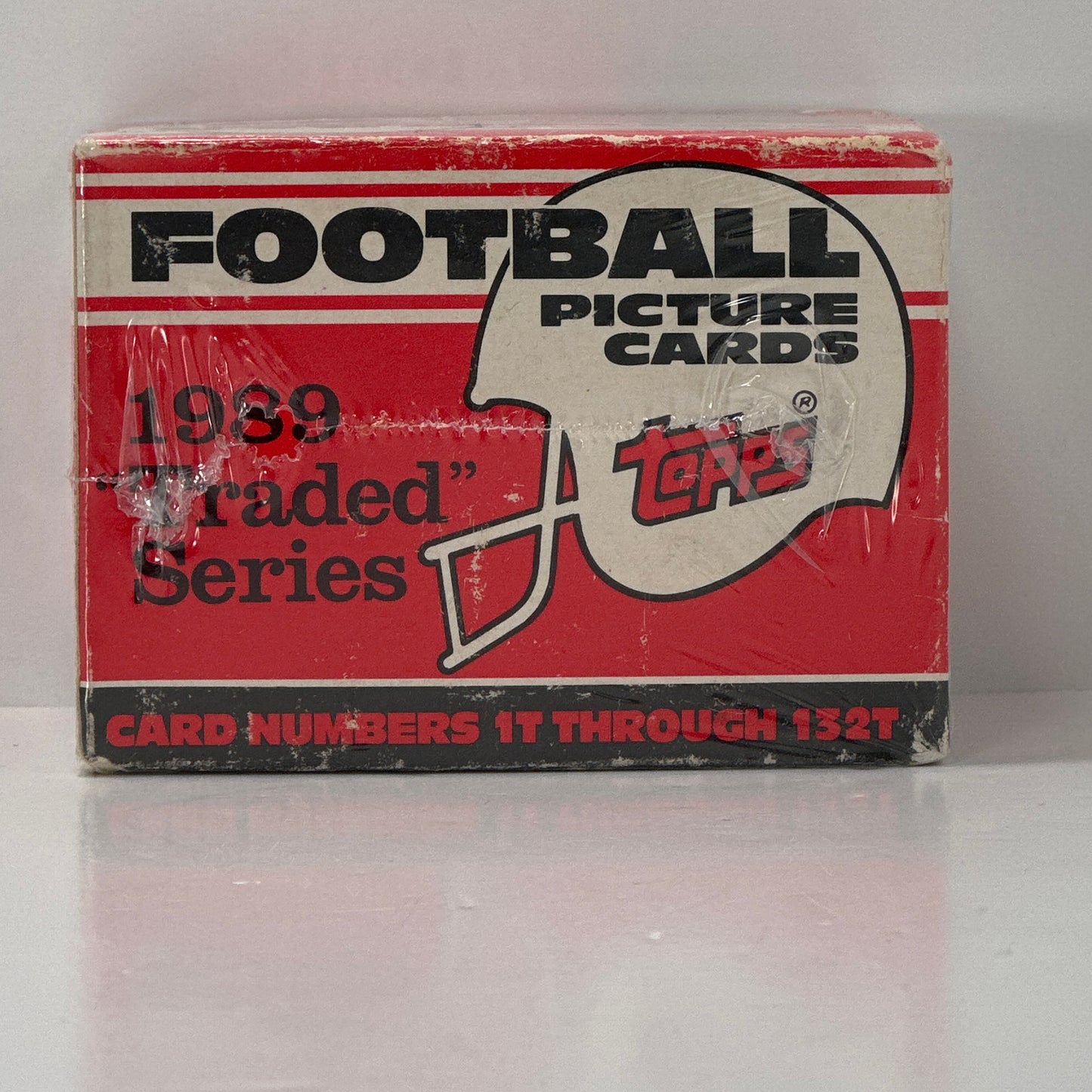 1989 Topps Traded Series 132 Football Cards