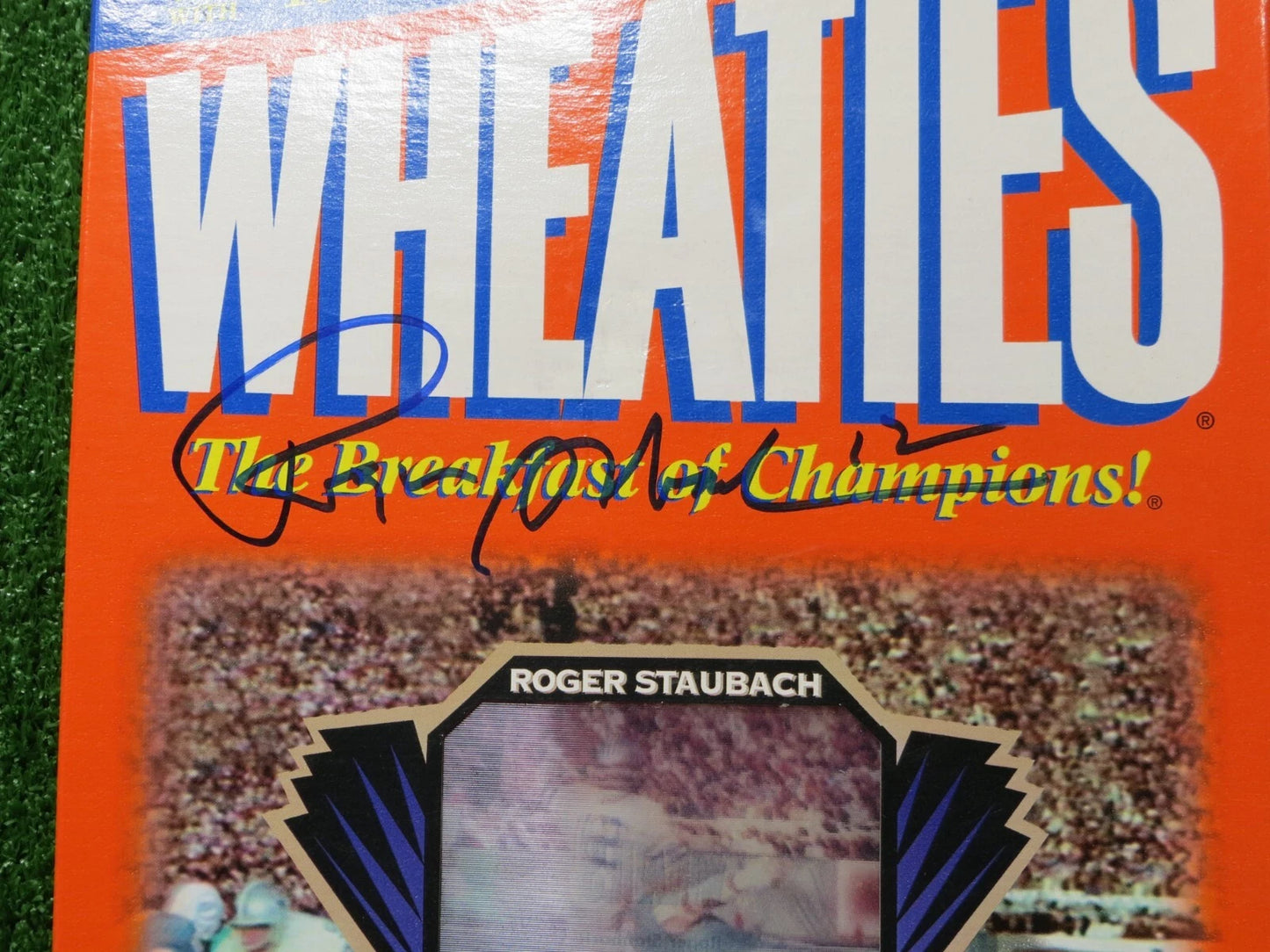 ROGER STAUBACH DALLAS COWBOYS WHEATIES SIGNED Super Bowl VI CEREAL BOX JSA