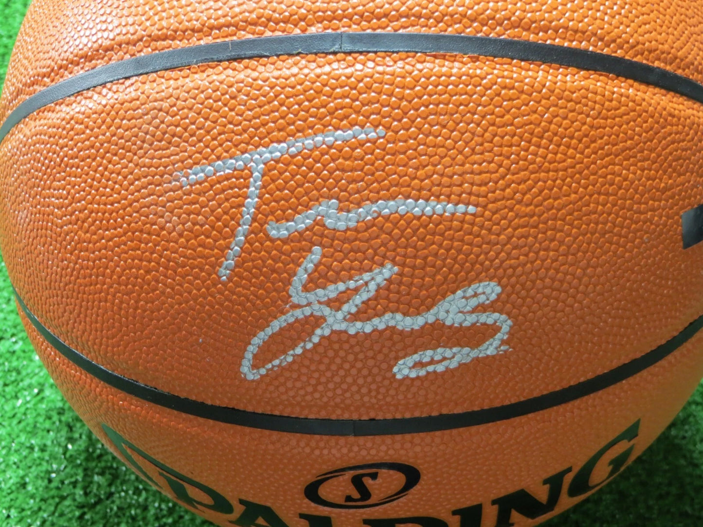 TRAE YOUNG ATLANTA HAWKS SIGNED FULLSIZE BASKETBALL PANINI AUTHENTIC